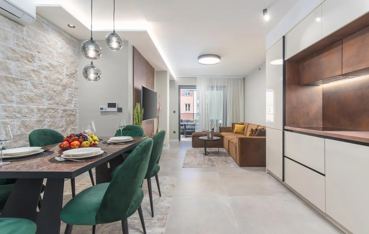 Val Di Sole Apartment Porec 0*,